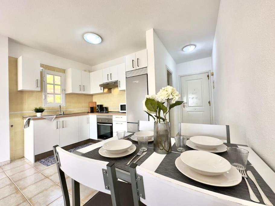 דירות אדחה Penthouse With Ocean Views - Torviscas מראה חיצוני תמונה